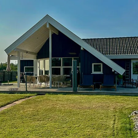 Family With Activities For Ages * Middelfart